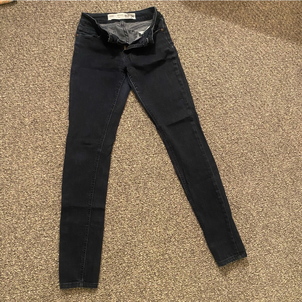 Jean - Picture 4 of 4